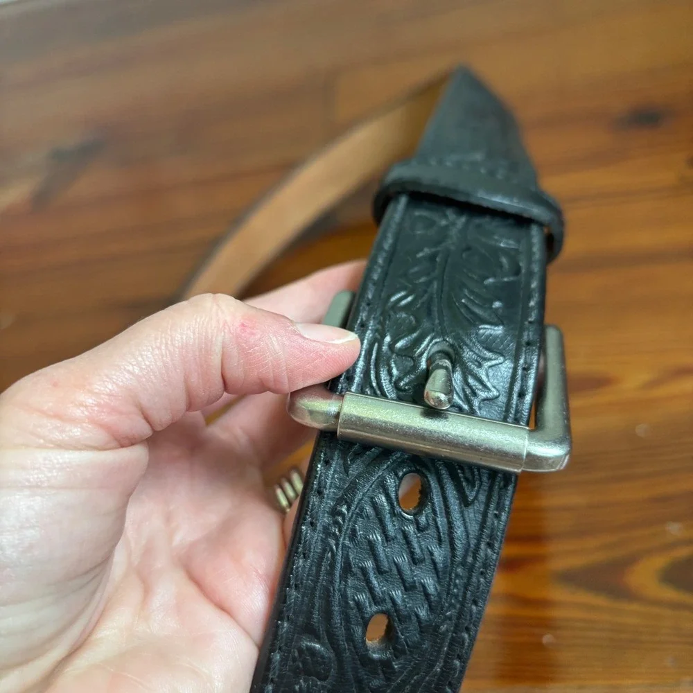 Schaeffer Black Tooled Leather Western Belt Mens Size 46 Floral Scroll Stamped